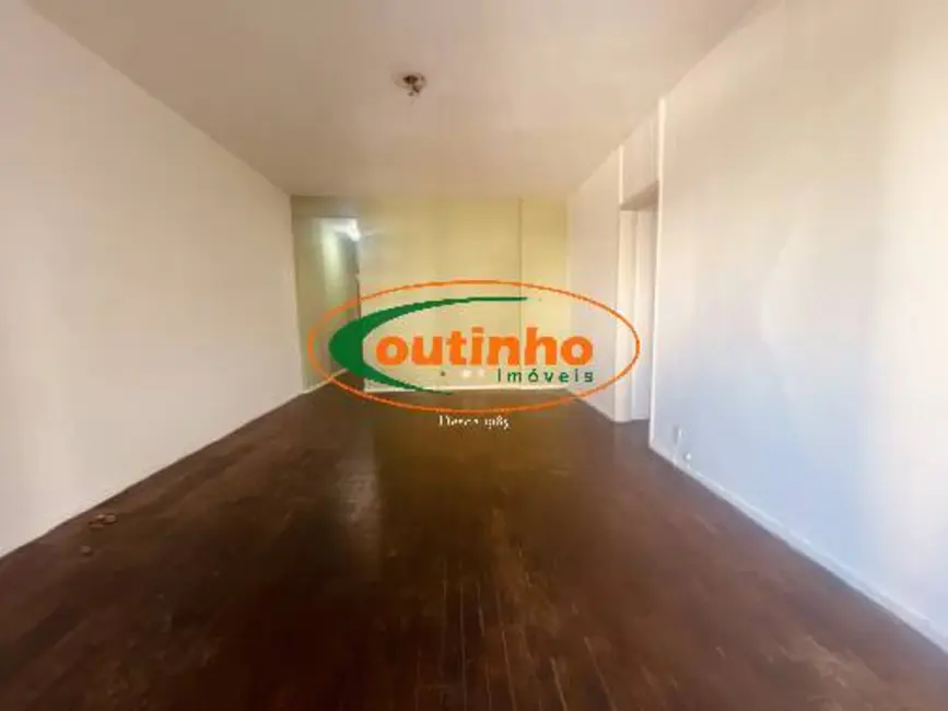 Apartamento com 3 quartos à venda, 110m2 em Tijuca, Rio De Janeiro - RJ - imagem 7 Foto 7 de Apartamento com 3 quartos à venda, 110m2 em Tijuca, Rio De Janeiro - RJ