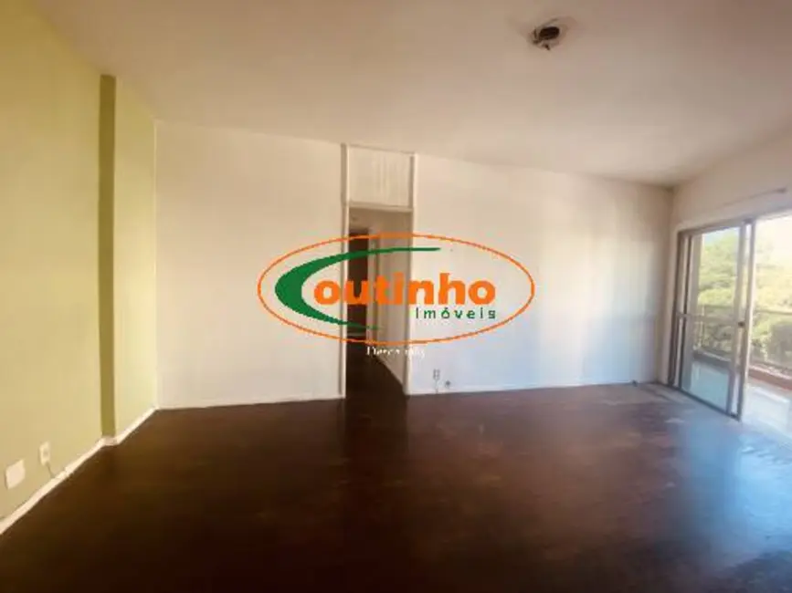 Apartamento com 3 quartos à venda, 110m2 em Tijuca, Rio De Janeiro - RJ - imagem 6 Foto 6 de Apartamento com 3 quartos à venda, 110m2 em Tijuca, Rio De Janeiro - RJ