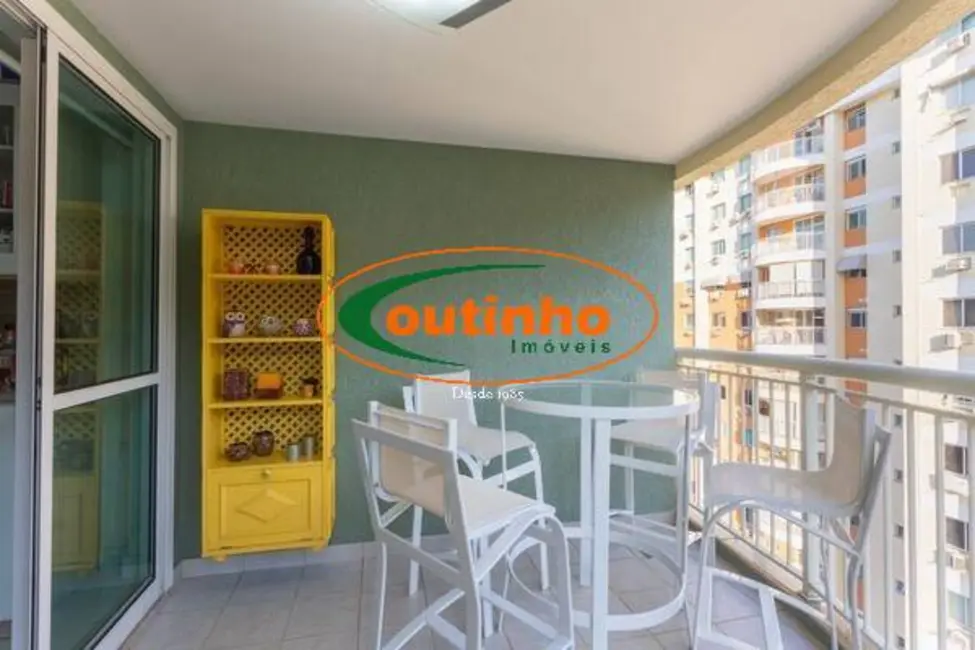 Foto 2 de Apartamento com 3 quartos à venda, 82m2 em Tijuca, Rio De Janeiro - RJ