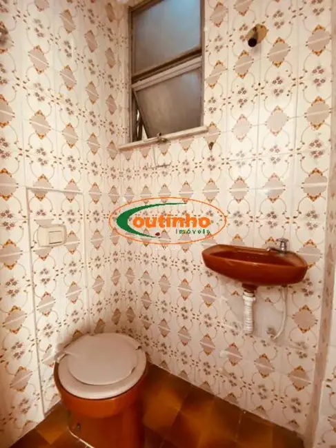 Apartamento com 3 quartos à venda, 83m2 em Tijuca, Rio De Janeiro - RJ - imagem 8 Foto 8 de Apartamento com 3 quartos à venda, 83m2 em Tijuca, Rio De Janeiro - RJ