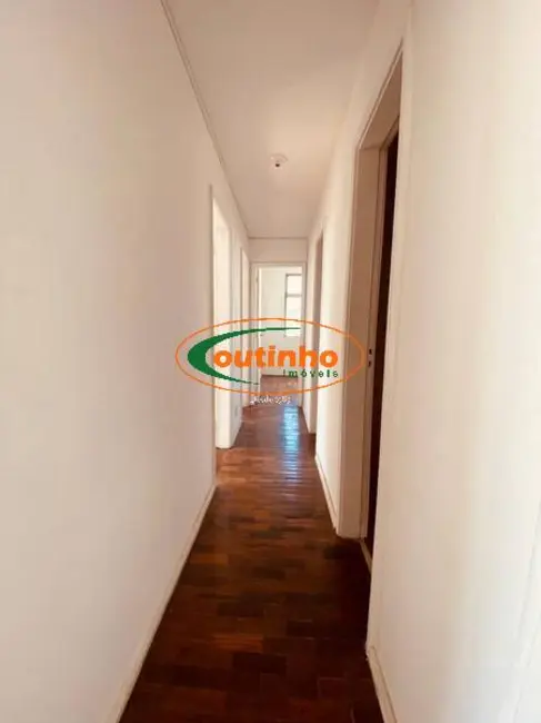 Apartamento com 3 quartos à venda, 83m2 em Tijuca, Rio De Janeiro - RJ - imagem 7 Foto 7 de Apartamento com 3 quartos à venda, 83m2 em Tijuca, Rio De Janeiro - RJ
