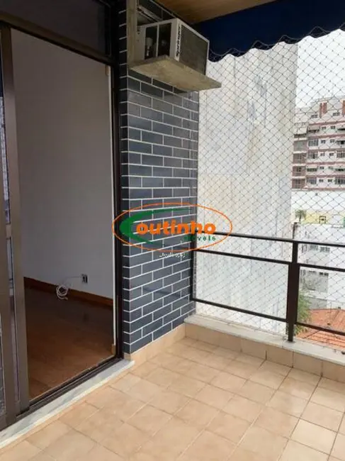 Apartamento com 2 quartos à venda, 84m2 em Tijuca, Rio De Janeiro - RJ - imagem 3 Foto 3 de Apartamento com 2 quartos à venda, 84m2 em Tijuca, Rio De Janeiro - RJ