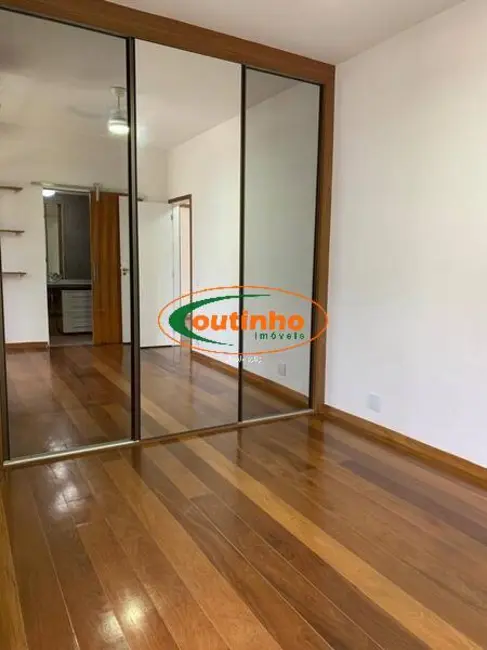 Apartamento com 2 quartos à venda, 84m2 em Tijuca, Rio De Janeiro - RJ - imagem 9 Foto 9 de Apartamento com 2 quartos à venda, 84m2 em Tijuca, Rio De Janeiro - RJ