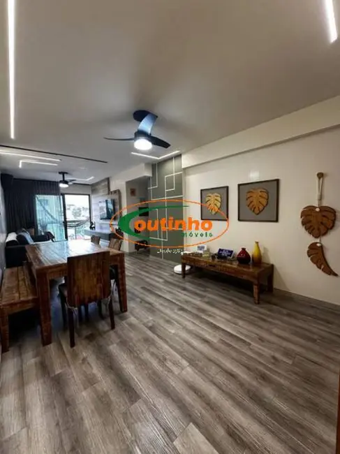 Foto 2 de Apartamento com 3 quartos à venda, 103m2 em Tijuca, Rio De Janeiro - RJ