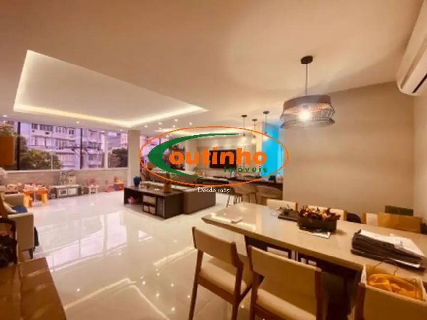 Foto 3 de Apartamento com 3 quartos à venda, 122m2 em Tijuca, Rio De Janeiro - RJ