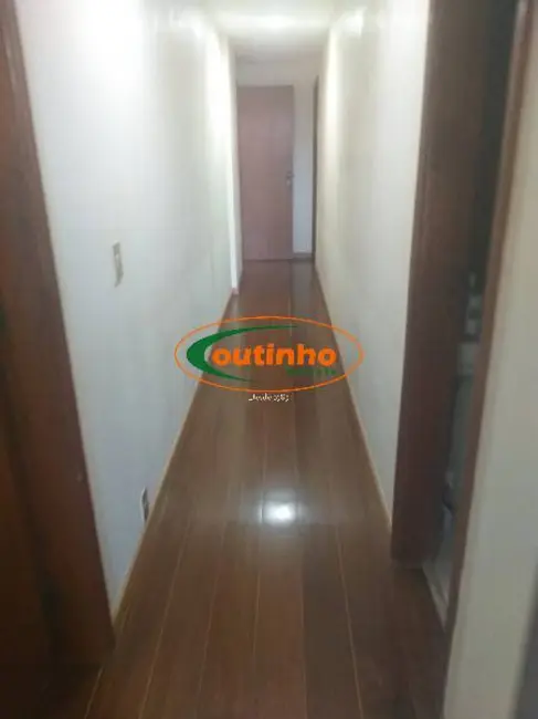 Apartamento com 3 quartos à venda, 150m2 em Tijuca, Rio De Janeiro - RJ - imagem 6 Foto 6 de Apartamento com 3 quartos à venda, 150m2 em Tijuca, Rio De Janeiro - RJ