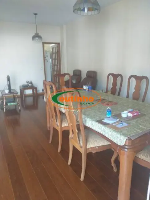 Apartamento com 3 quartos à venda, 150m2 em Tijuca, Rio De Janeiro - RJ - imagem 3 Foto 3 de Apartamento com 3 quartos à venda, 150m2 em Tijuca, Rio De Janeiro - RJ