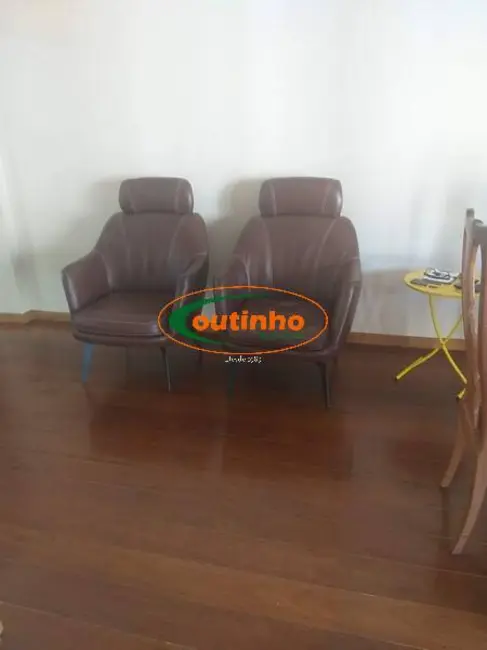 Apartamento com 3 quartos à venda, 150m2 em Tijuca, Rio De Janeiro - RJ - imagem 9 Foto 9 de Apartamento com 3 quartos à venda, 150m2 em Tijuca, Rio De Janeiro - RJ
