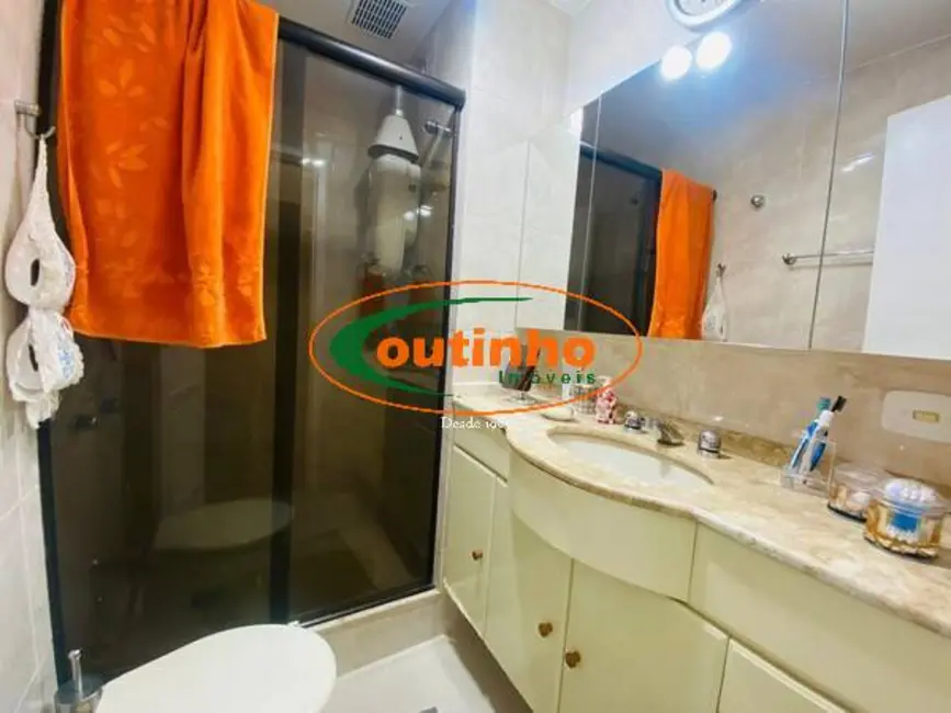 Foto 8 de Apartamento com 2 quartos à venda, 70m2 em Tijuca, Rio De Janeiro - RJ