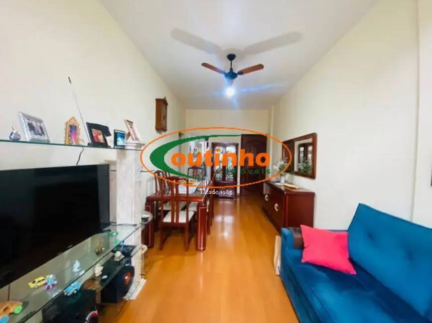 Foto 2 de Apartamento com 2 quartos à venda, 70m2 em Tijuca, Rio De Janeiro - RJ