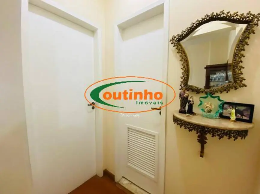 Foto 4 de Apartamento com 2 quartos à venda, 70m2 em Tijuca, Rio De Janeiro - RJ