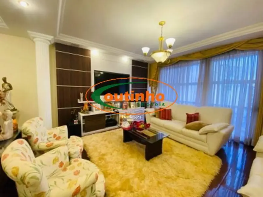Apartamento com 4 quartos à venda, 153m2 em Tijuca, Rio De Janeiro - RJ - imagem 4 Foto 4 de Apartamento com 4 quartos à venda, 153m2 em Tijuca, Rio De Janeiro - RJ