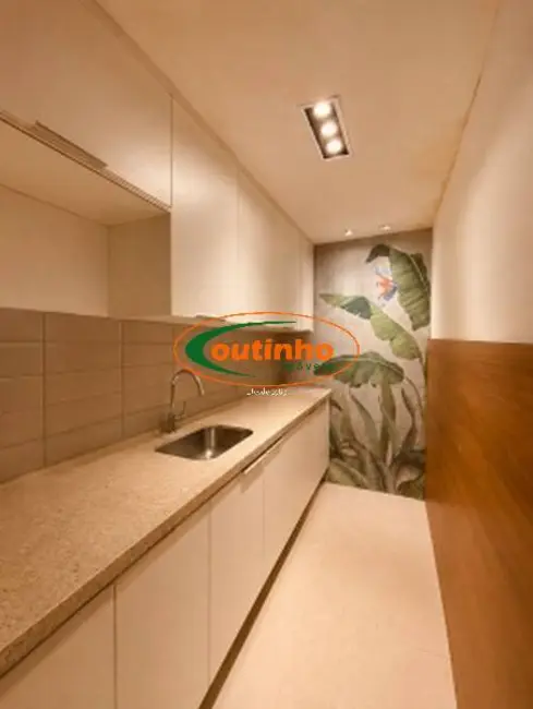 Foto 3 de Sala Comercial à venda, 200m2 em Tijuca, Rio De Janeiro - RJ