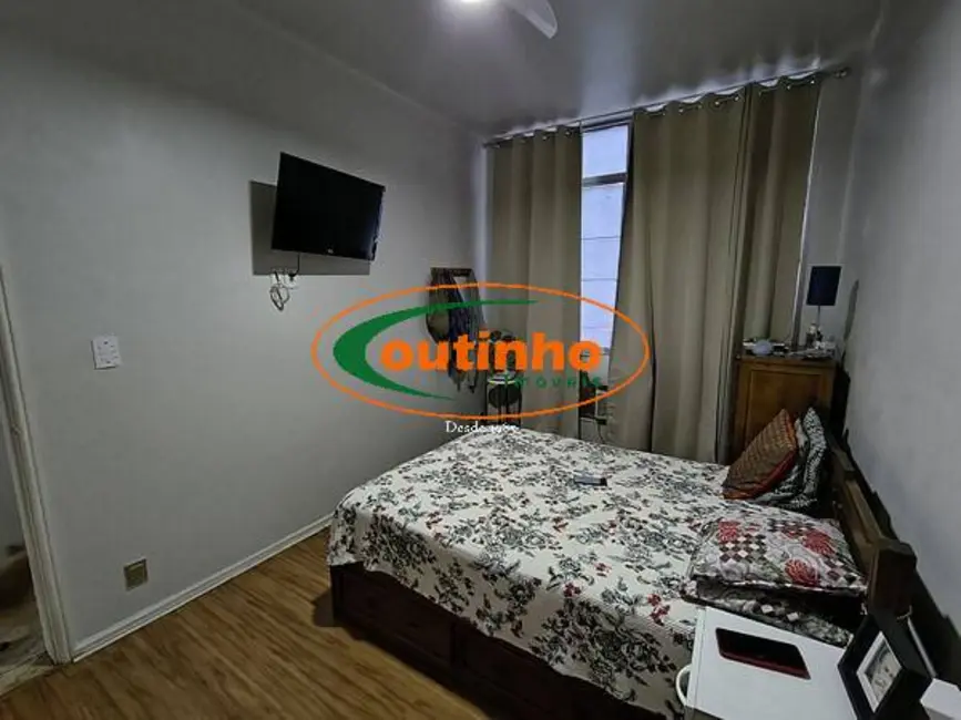 Apartamento com 3 quartos à venda, 100m2 em Tijuca, Rio De Janeiro - RJ - imagem 6 Foto 6 de Apartamento com 3 quartos à venda, 100m2 em Tijuca, Rio De Janeiro - RJ