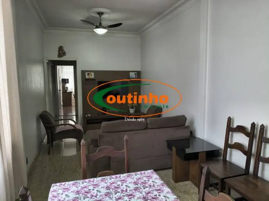 Apartamento com 3 quartos à venda, 100m2 em Tijuca, Rio De Janeiro - RJ - imagem 3 Foto 3 de Apartamento com 3 quartos à venda, 100m2 em Tijuca, Rio De Janeiro - RJ