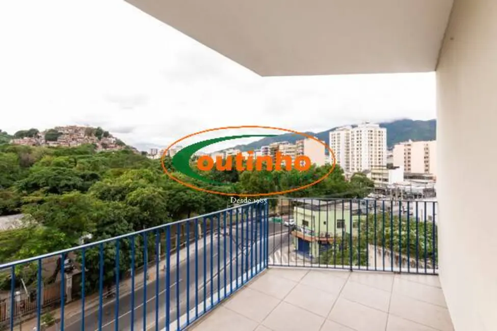 Foto 2 de Apartamento com 2 quartos à venda, 64m2 em Grajaú, Rio De Janeiro - RJ