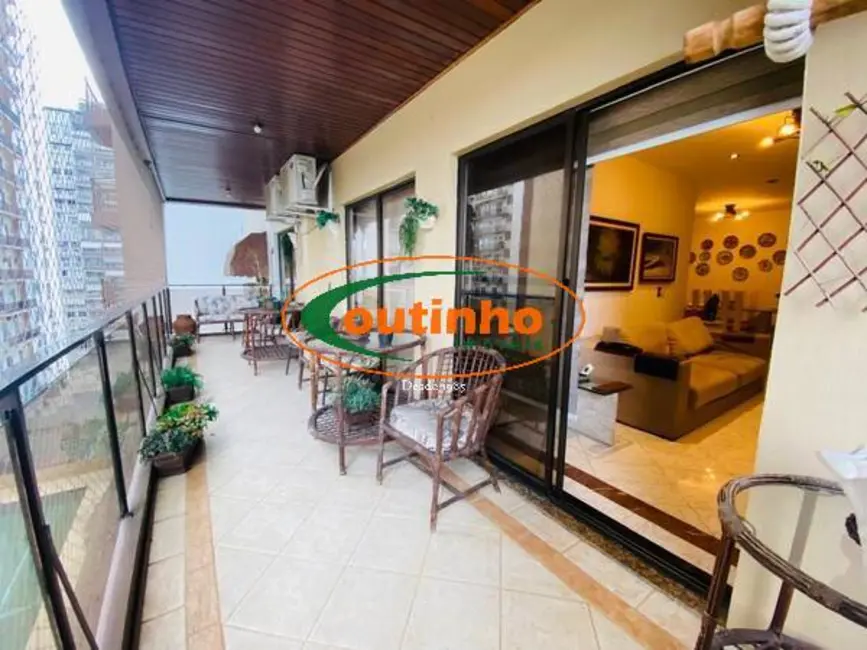 Foto 2 de Apartamento com 3 quartos à venda, 136m2 em Tijuca, Rio De Janeiro - RJ