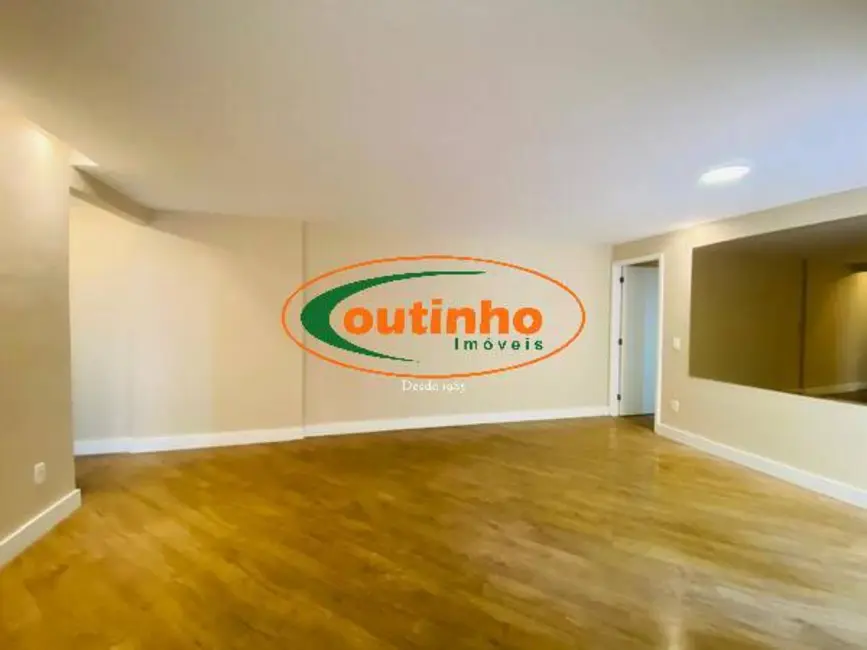 Foto 6 de Apartamento com 3 quartos à venda, 131m2 em Tijuca, Rio De Janeiro - RJ