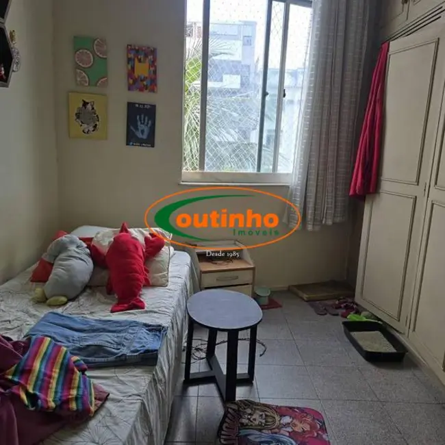 Apartamento com 3 quartos à venda, 83m2 em Tijuca, Rio De Janeiro - RJ - imagem 6 Foto 6 de Apartamento com 3 quartos à venda, 83m2 em Tijuca, Rio De Janeiro - RJ