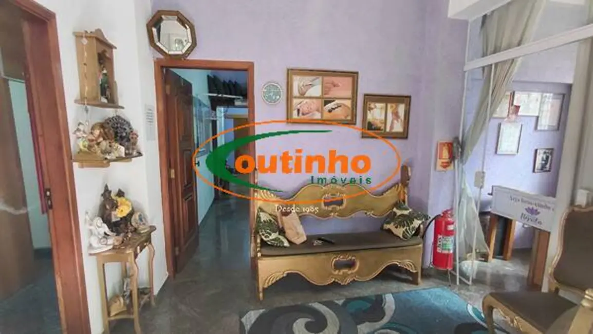 Apartamento com 3 quartos à venda, 124m2 em Tijuca, Rio De Janeiro - RJ - imagem 2 Foto 2 de Apartamento com 3 quartos à venda, 124m2 em Tijuca, Rio De Janeiro - RJ