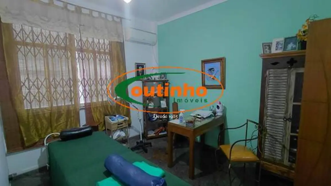 Apartamento com 3 quartos à venda, 124m2 em Tijuca, Rio De Janeiro - RJ - imagem 1 Foto 1 de Apartamento com 3 quartos à venda, 124m2 em Tijuca, Rio De Janeiro - RJ
