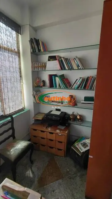 Apartamento com 3 quartos à venda, 124m2 em Tijuca, Rio De Janeiro - RJ - imagem 5 Foto 5 de Apartamento com 3 quartos à venda, 124m2 em Tijuca, Rio De Janeiro - RJ