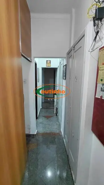 Apartamento com 3 quartos à venda, 124m2 em Tijuca, Rio De Janeiro - RJ - imagem 8 Foto 8 de Apartamento com 3 quartos à venda, 124m2 em Tijuca, Rio De Janeiro - RJ