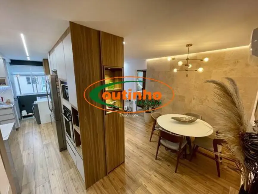 Apartamento com 2 quartos à venda, 76m2 em Tijuca, Rio De Janeiro - RJ - imagem 9 Foto 9 de Apartamento com 2 quartos à venda, 76m2 em Tijuca, Rio De Janeiro - RJ