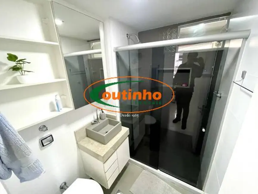 Foto 6 de Apartamento com 2 quartos à venda, 65m2 em Tijuca, Rio De Janeiro - RJ