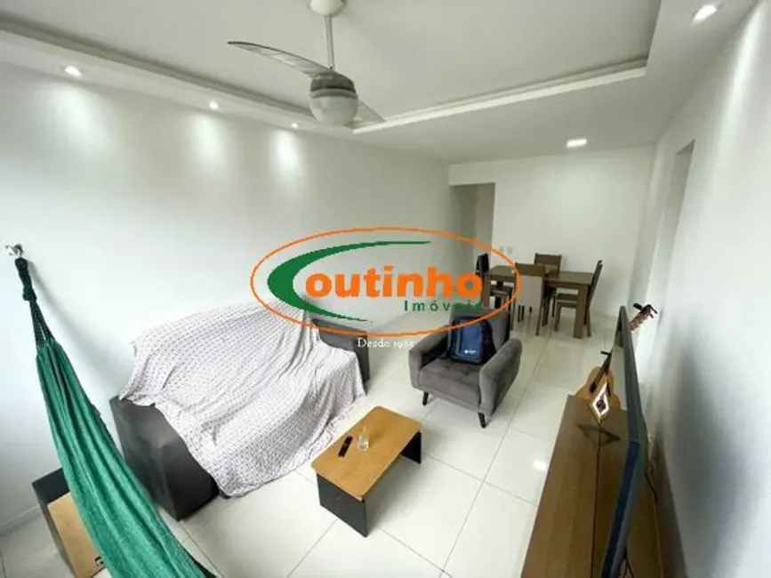 Foto 2 de Apartamento com 2 quartos à venda, 65m2 em Tijuca, Rio De Janeiro - RJ