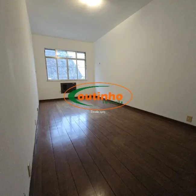 Foto 2 de Apartamento com 2 quartos à venda, 80m2 em Tijuca, Rio De Janeiro - RJ