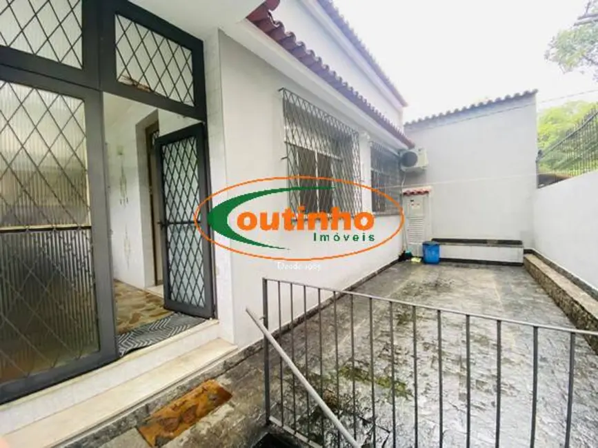 Foto 1 de Casa com 2 quartos à venda, 132m2 em Vila Isabel, Rio De Janeiro - RJ