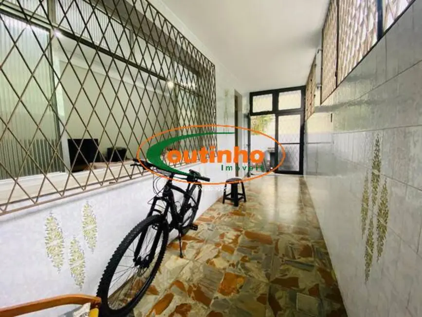 Foto 3 de Casa com 2 quartos à venda, 132m2 em Vila Isabel, Rio De Janeiro - RJ