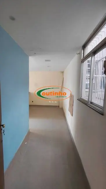 Apartamento com 1 quarto à venda, 34m2 em Rio De Janeiro - RJ - imagem 2 Foto 2 de Apartamento com 1 quarto à venda, 34m2 em Rio De Janeiro - RJ