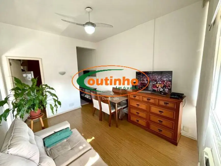 Apartamento com 2 quartos à venda, 67m2 em Tijuca, Rio De Janeiro - RJ - imagem 1 Foto 1 de Apartamento com 2 quartos à venda, 67m2 em Tijuca, Rio De Janeiro - RJ