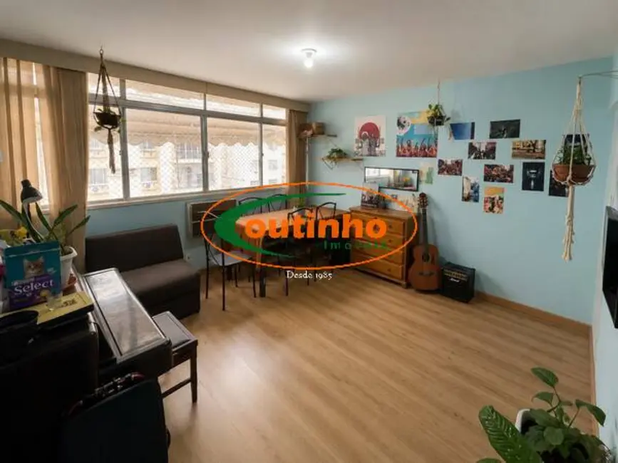 Foto 2 de Apartamento com 2 quartos à venda, 62m2 em Tijuca, Rio De Janeiro - RJ