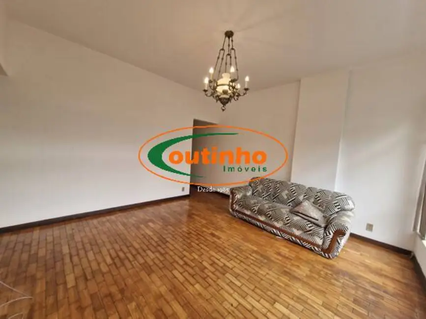 Apartamento com 3 quartos à venda, 99m2 em Tijuca, Rio De Janeiro - RJ - imagem 2 Foto 2 de Apartamento com 3 quartos à venda, 99m2 em Tijuca, Rio De Janeiro - RJ