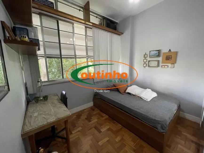 Apartamento com 2 quartos à venda, 72m2 em Tijuca, Rio De Janeiro - RJ - imagem 8 Foto 8 de Apartamento com 2 quartos à venda, 72m2 em Tijuca, Rio De Janeiro - RJ