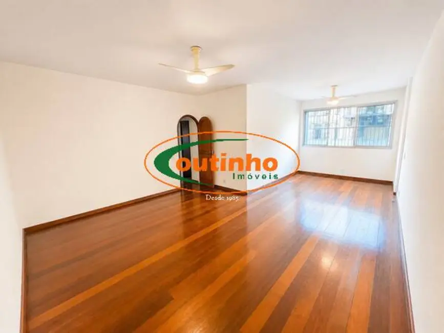 Apartamento com 3 quartos à venda, 112m2 em Tijuca, Rio De Janeiro - RJ - imagem 1 Foto 1 de Apartamento com 3 quartos à venda, 112m2 em Tijuca, Rio De Janeiro - RJ