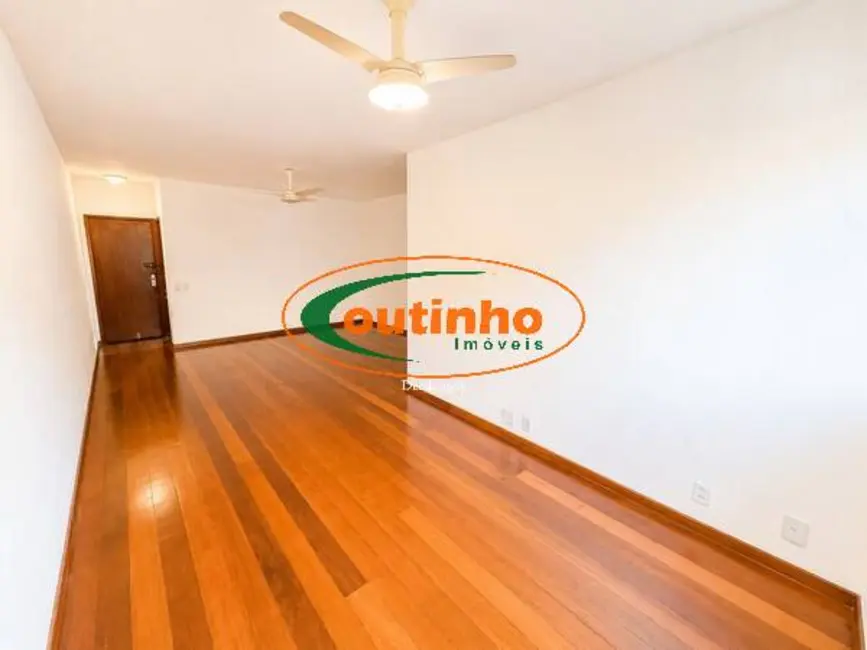 Apartamento com 3 quartos à venda, 112m2 em Tijuca, Rio De Janeiro - RJ - imagem 5 Foto 5 de Apartamento com 3 quartos à venda, 112m2 em Tijuca, Rio De Janeiro - RJ