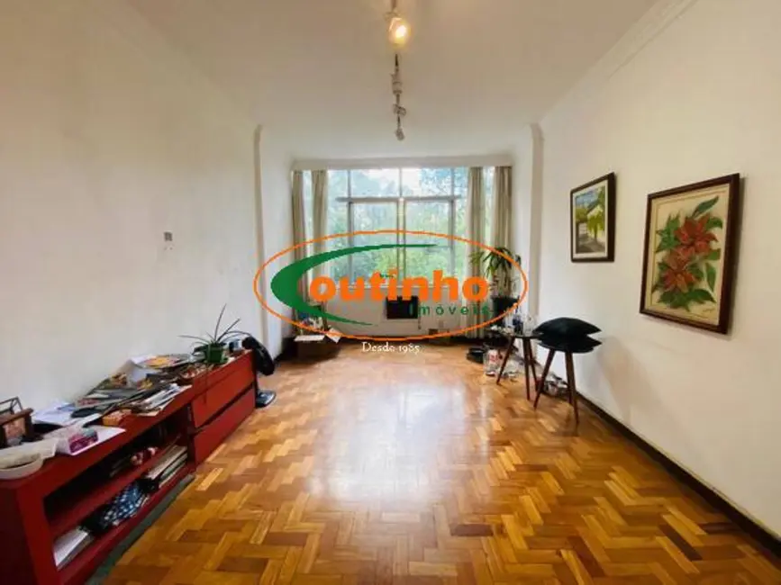 Apartamento com 3 quartos à venda, 114m2 em Tijuca, Rio De Janeiro - RJ - imagem 1 Foto 1 de Apartamento com 3 quartos à venda, 114m2 em Tijuca, Rio De Janeiro - RJ