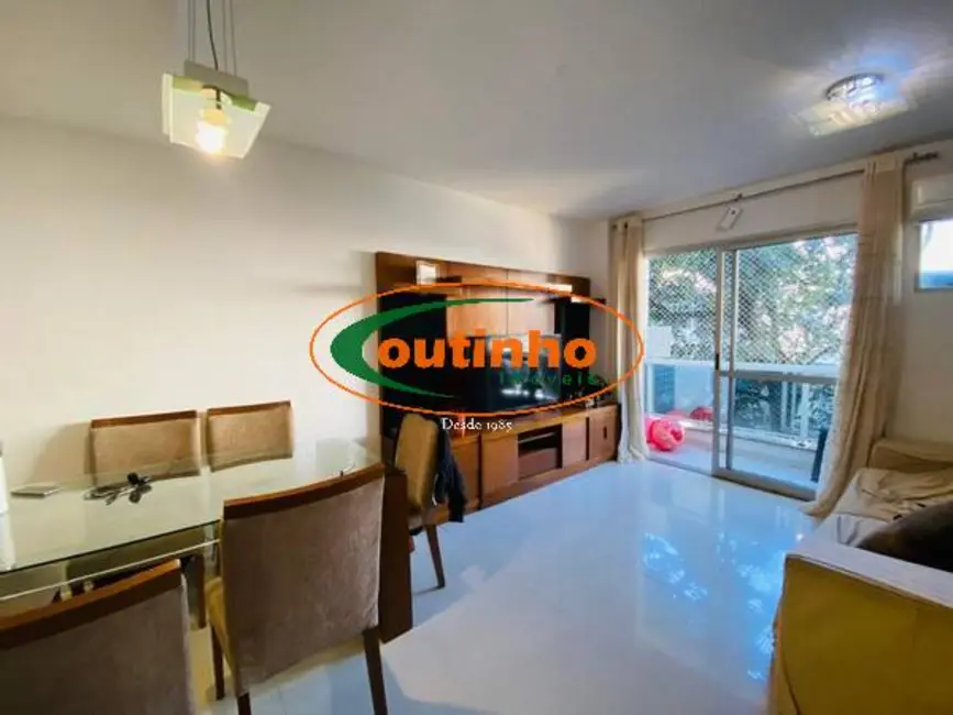 Apartamento com 2 quartos à venda, 76m2 em Tijuca, Rio De Janeiro - RJ - imagem 1 Foto 1 de Apartamento com 2 quartos à venda, 76m2 em Tijuca, Rio De Janeiro - RJ