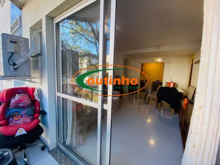 Apartamento com 2 quartos à venda, 76m2 em Tijuca, Rio De Janeiro - RJ - imagem 6 Foto 6 de Apartamento com 2 quartos à venda, 76m2 em Tijuca, Rio De Janeiro - RJ