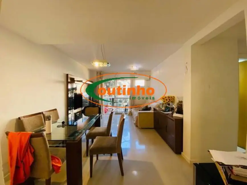 Apartamento com 2 quartos à venda, 76m2 em Tijuca, Rio De Janeiro - RJ - imagem 3 Foto 3 de Apartamento com 2 quartos à venda, 76m2 em Tijuca, Rio De Janeiro - RJ