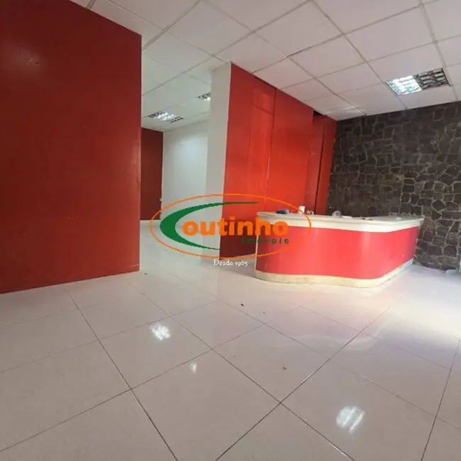 Foto 2 de Sala Comercial à venda, 252m2 em Tijuca, Rio De Janeiro - RJ
