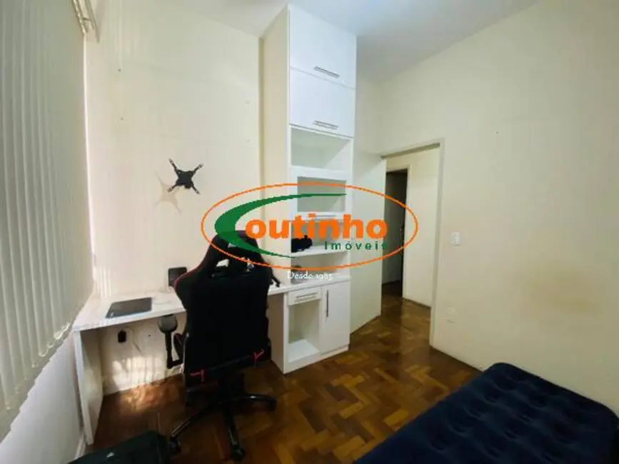 Foto 9 de Apartamento com 2 quartos à venda, 62m2 em Tijuca, Rio De Janeiro - RJ