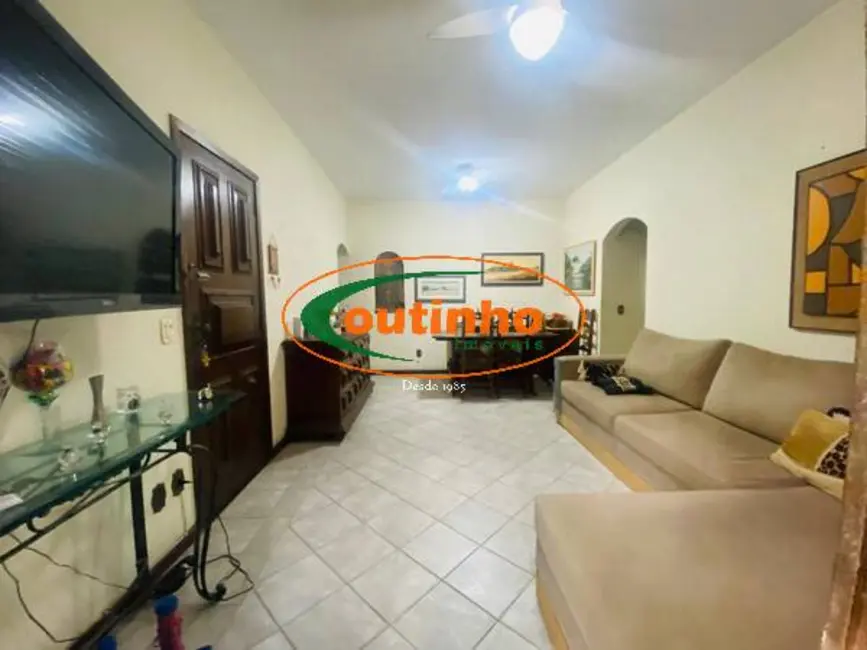 Apartamento com 2 quartos à venda, 113m2 em Grajaú, Rio De Janeiro - RJ - imagem 4 Foto 4 de Apartamento com 2 quartos à venda, 113m2 em Grajaú, Rio De Janeiro - RJ