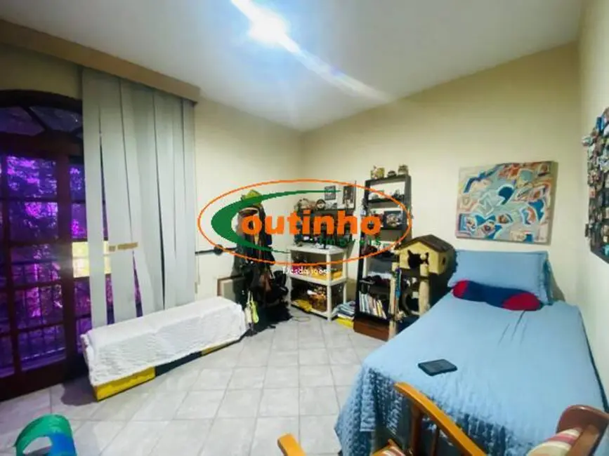 Apartamento com 2 quartos à venda, 113m2 em Grajaú, Rio De Janeiro - RJ - imagem 6 Foto 6 de Apartamento com 2 quartos à venda, 113m2 em Grajaú, Rio De Janeiro - RJ