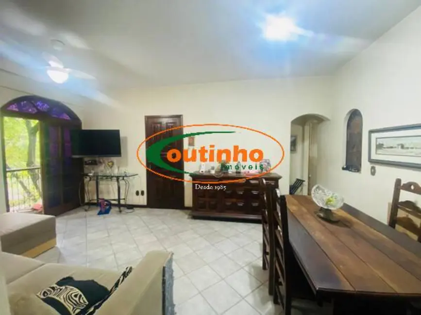Apartamento com 2 quartos à venda, 113m2 em Grajaú, Rio De Janeiro - RJ - imagem 5 Foto 5 de Apartamento com 2 quartos à venda, 113m2 em Grajaú, Rio De Janeiro - RJ