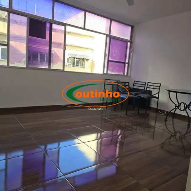 Apartamento com 3 quartos à venda, 95m2 em Tijuca, Rio De Janeiro - RJ - imagem 4 Foto 4 de Apartamento com 3 quartos à venda, 95m2 em Tijuca, Rio De Janeiro - RJ